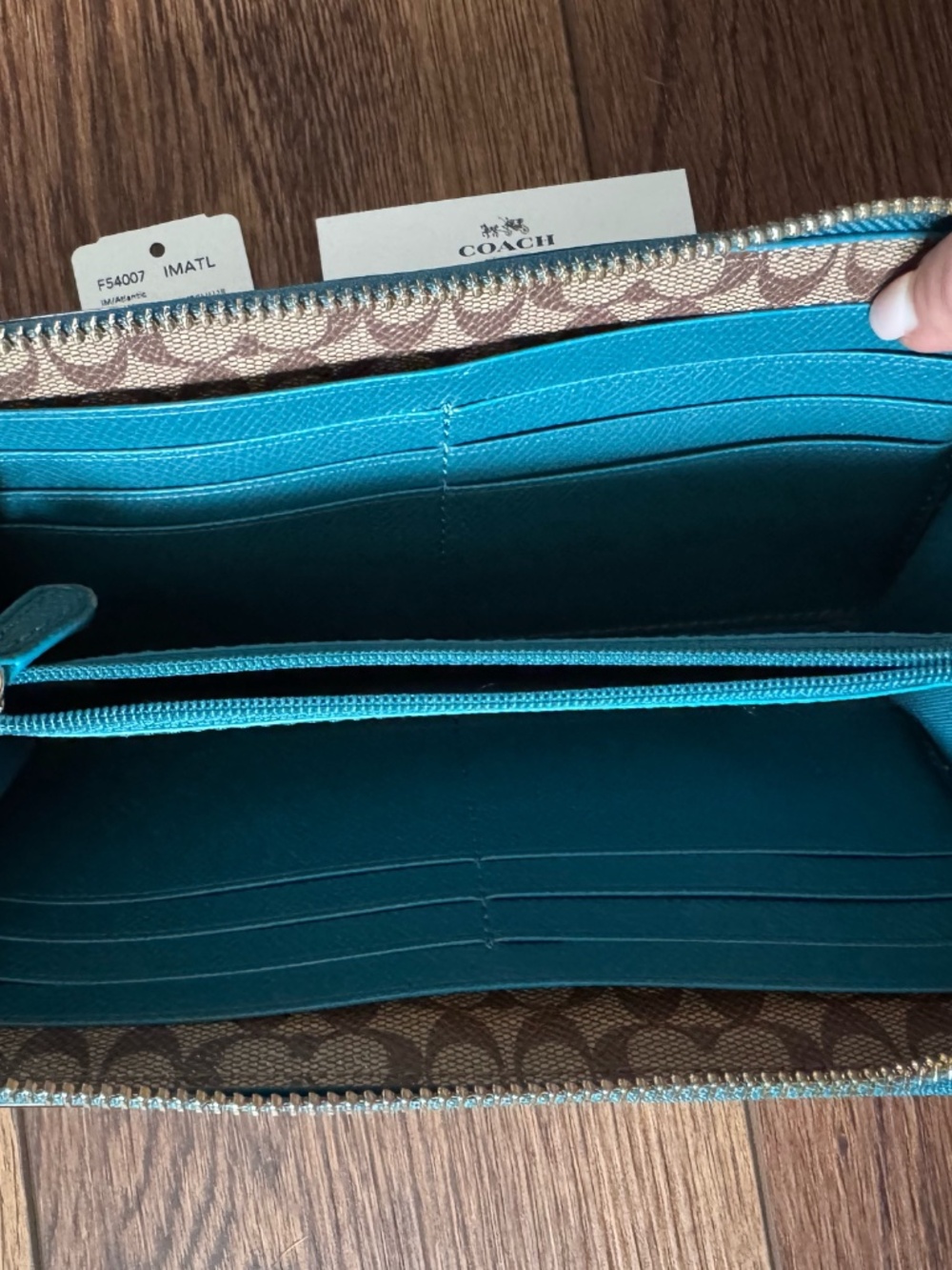 Coach F54007 Crossgrain Accordion Zip Around Leather Wallet - Turquoise - Picture 3 of 3